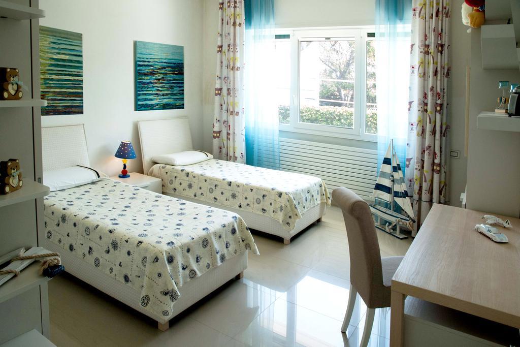 Villa Sapore Di Sale Alliste Buitenkant foto
